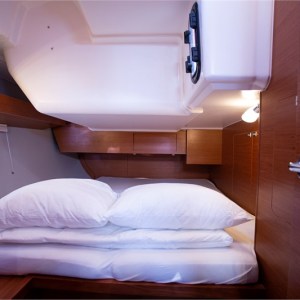 aft cabin sailing boat